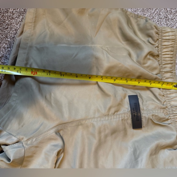 Essentials shorts, size small. - Picture 2 of 4